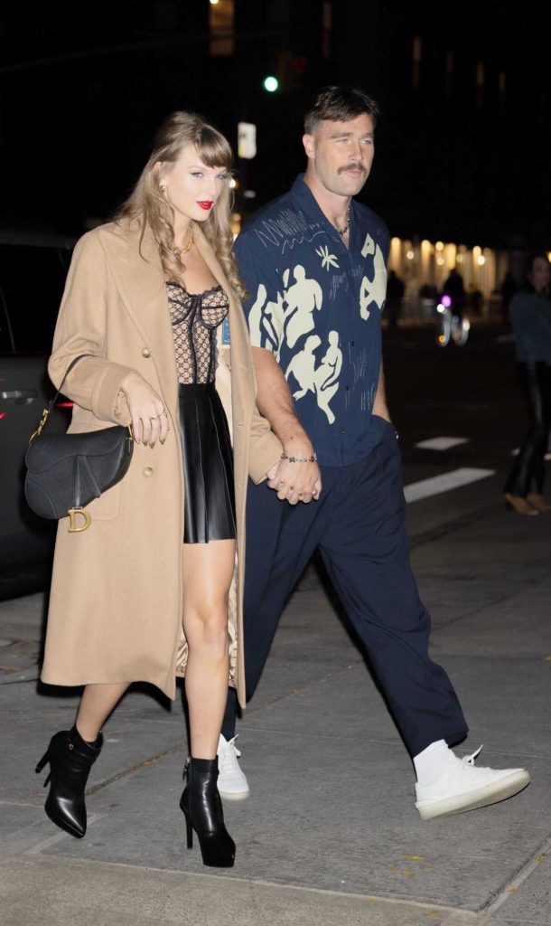 Taylor Swift in a Beige Coat