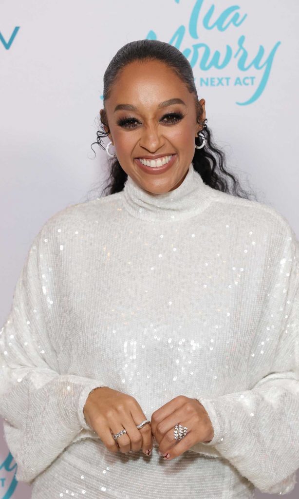 Tia Mowry