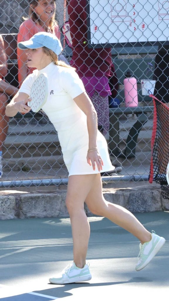 Kristen Bell in a White Mini Dress