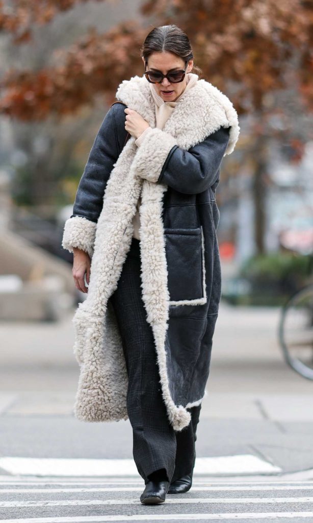 Katie Holmes in a Black Sheepskin Coat