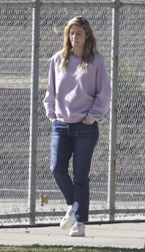 Mary Elizabeth Winstead in a Purple Sweatshirt