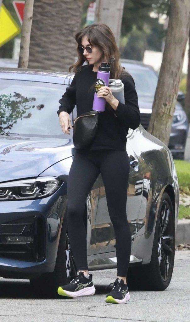 Alison Brie in a Black Sneakers