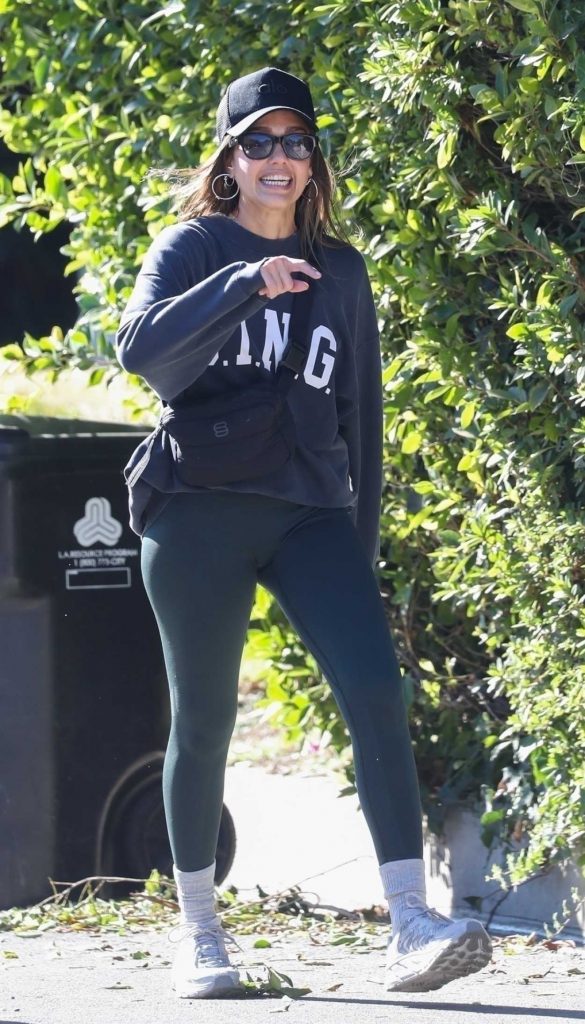 Jessica Alba in a Black Cap