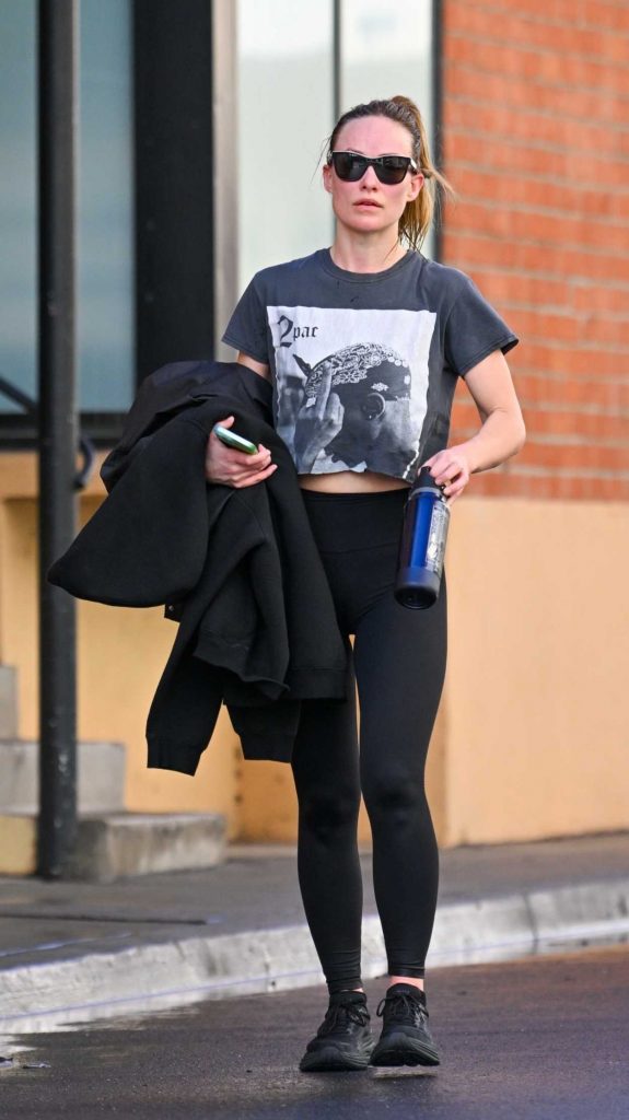 Olivia Wilde in a Black Leggings