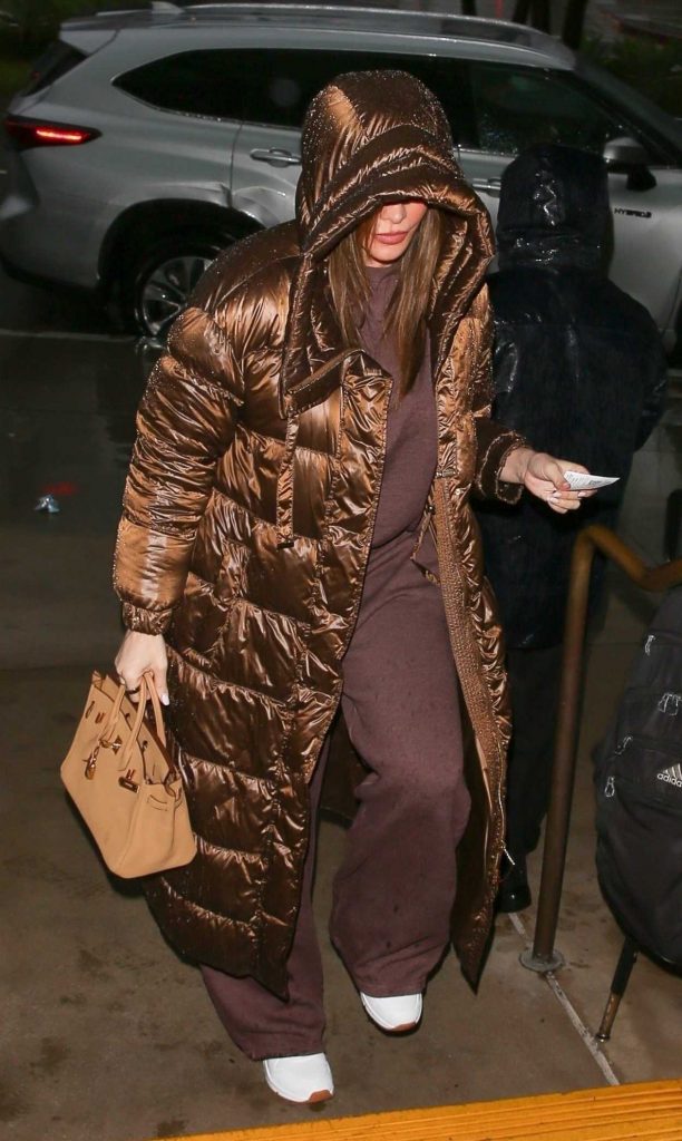 Sofia Vergara in a Tan Puffer Coat