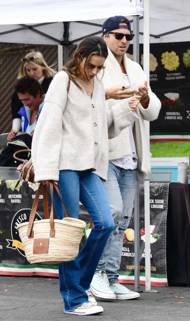 Alessandra Ambrosio in a Beige Cardigan