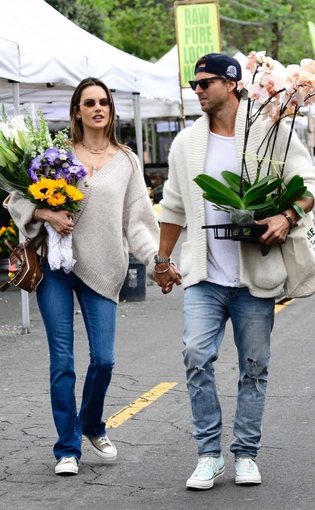 Alessandra Ambrosio in a Beige Cardigan