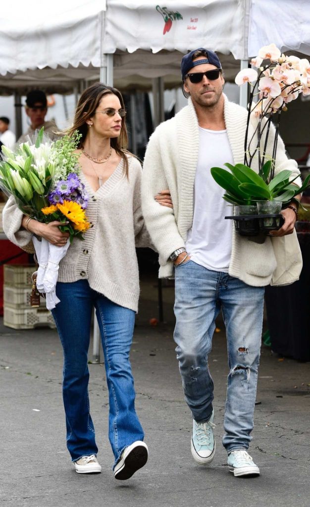Alessandra Ambrosio in a Beige Cardigan