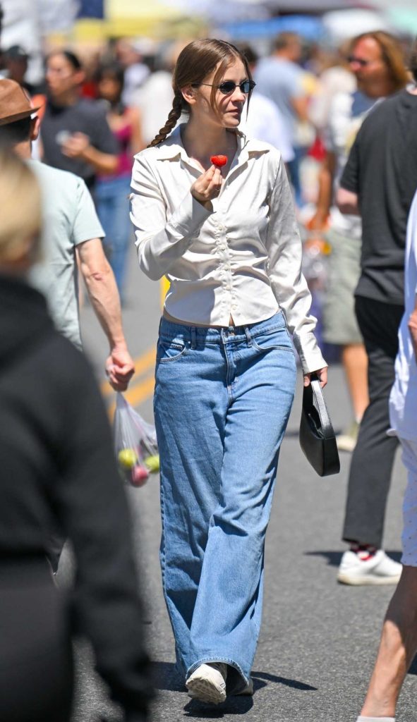 Barbara Palvin in a Blue Jeans
