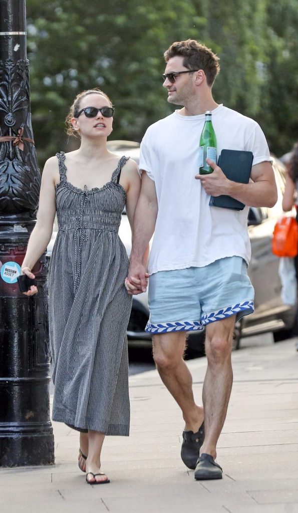 Daisy Ridley in a Grey Dress