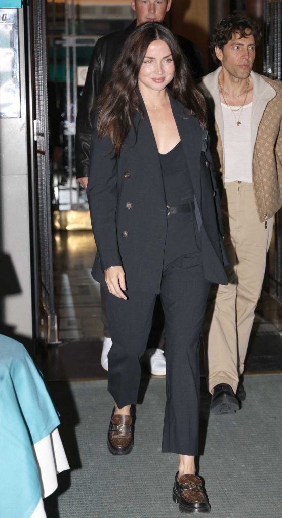Ana de Armas in a Black Blazer