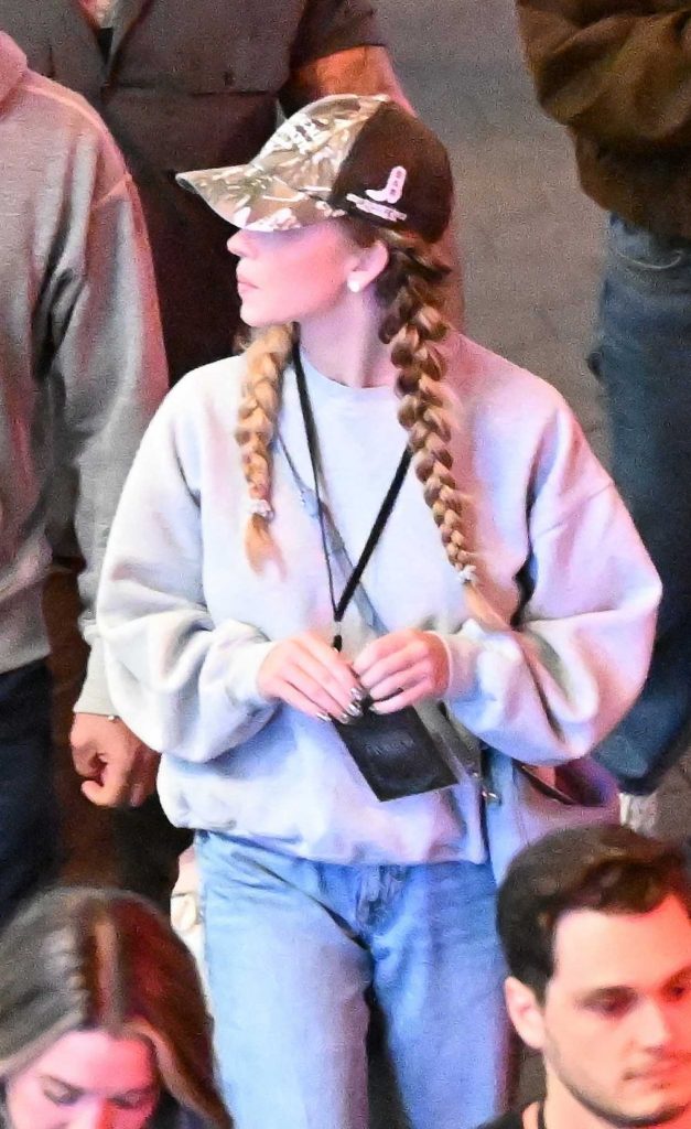 Sydney Sweeney in a Grey Sweatshirt