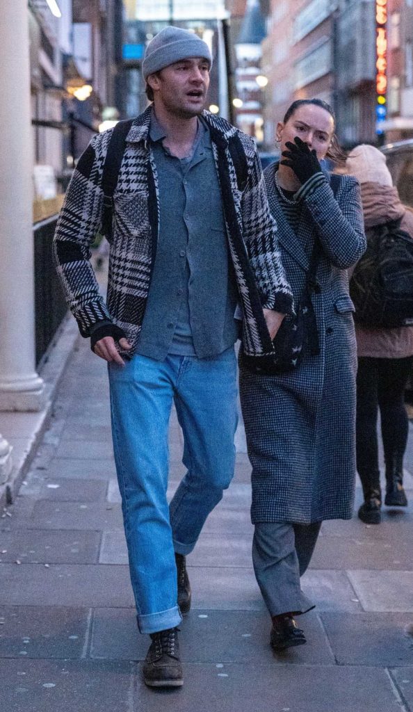 Daisy Ridley in a Grey Plaid Coat