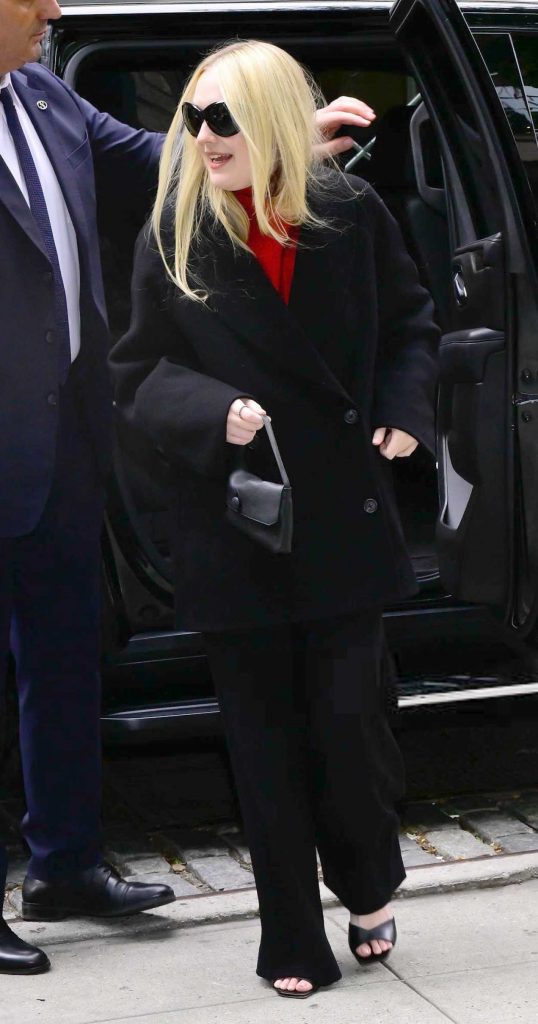 Dakota Fanning in a Black Outfit