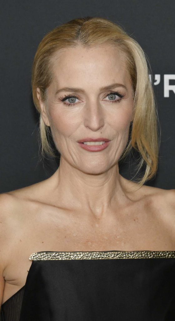 Gillian Anderson