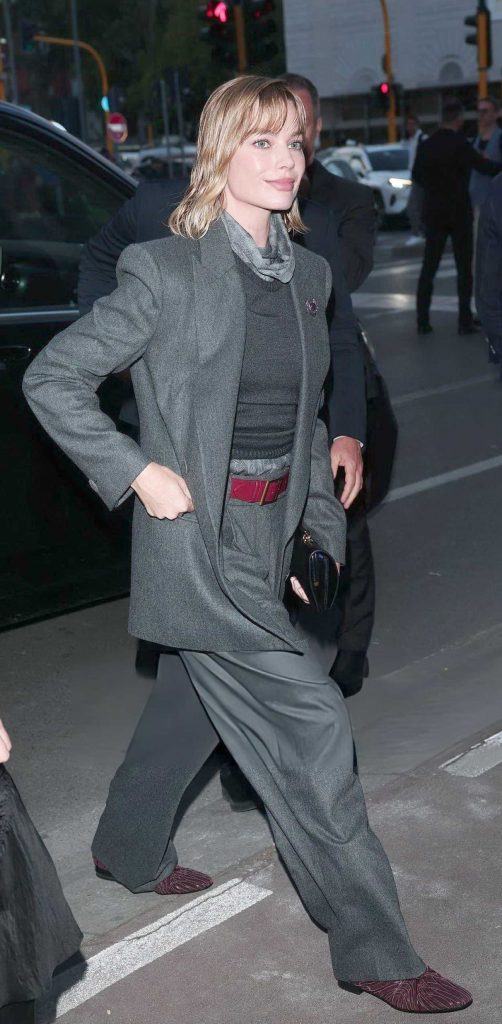 Margot Robbie in a Grey Pantsuit