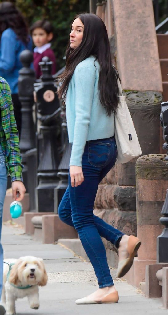 Shailene Woodley in a Blue Jeans