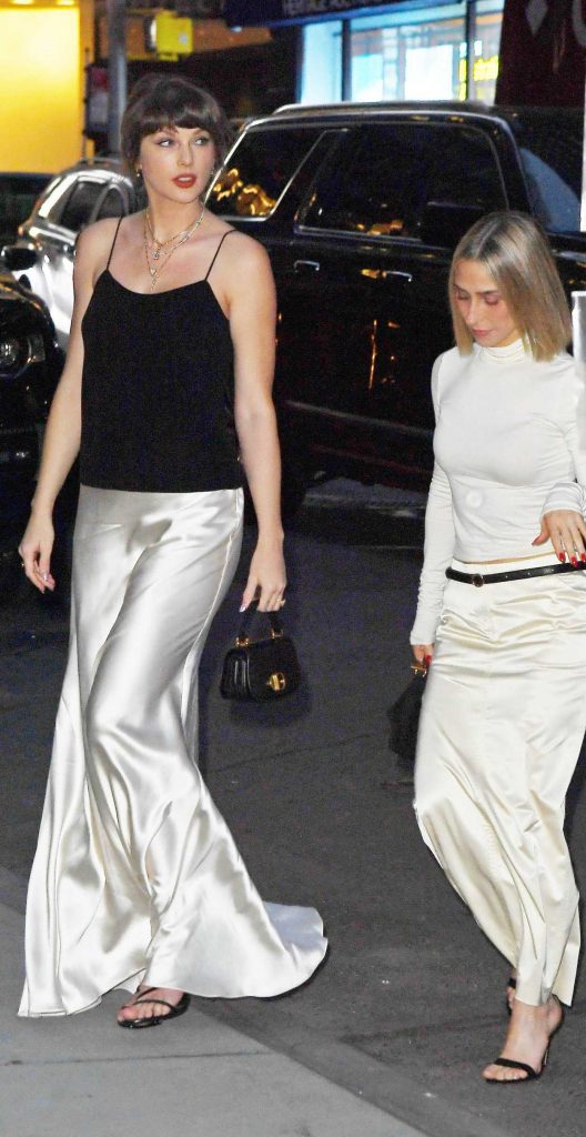 Taylor Swift in a Beige Skirt