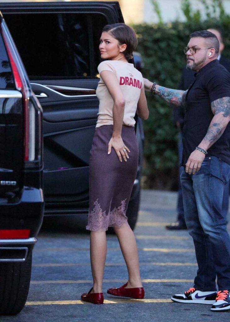 Zendaya in a Beige Tee