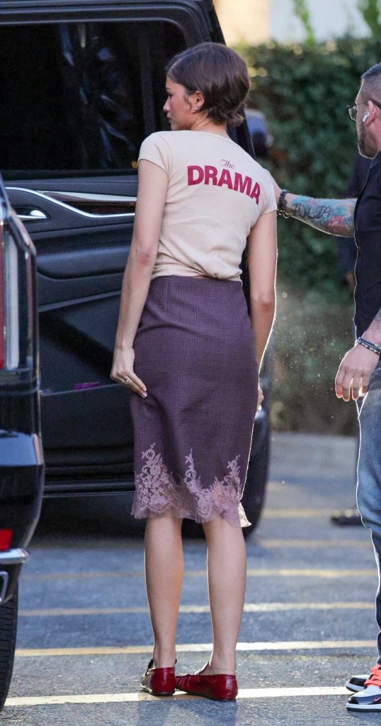 Zendaya in a Beige Tee