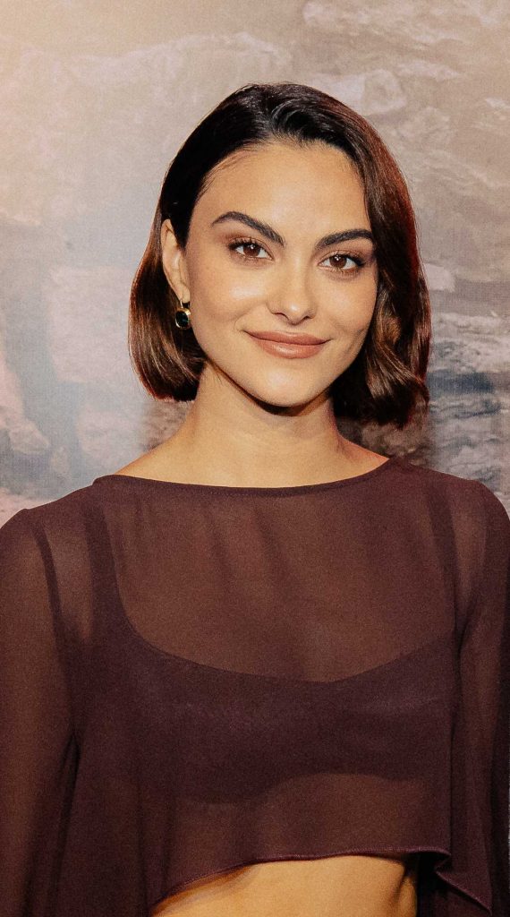 Camila Mendes