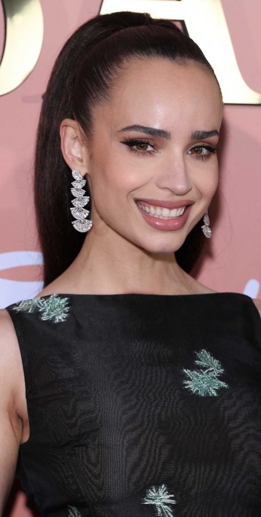 Sofia Carson