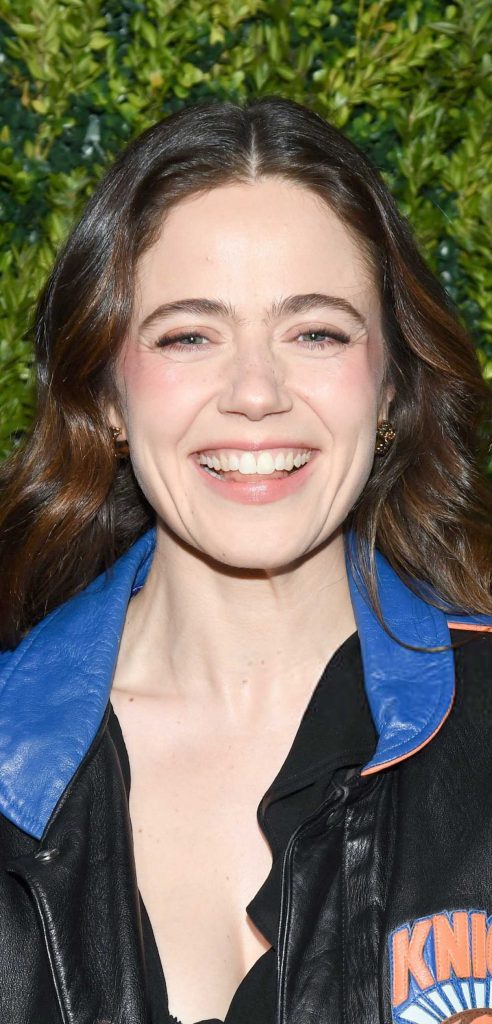 Molly Gordon
