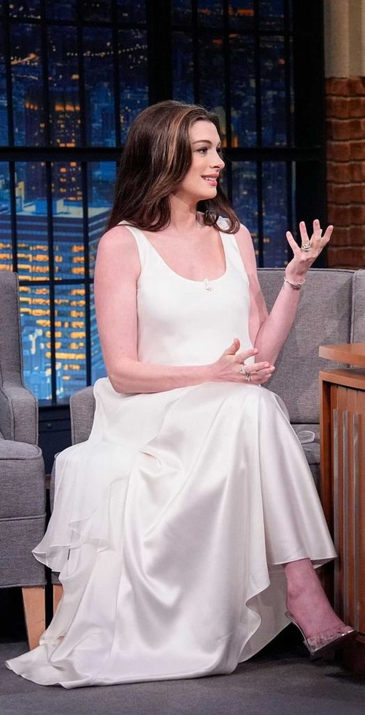 Anne Hathaway