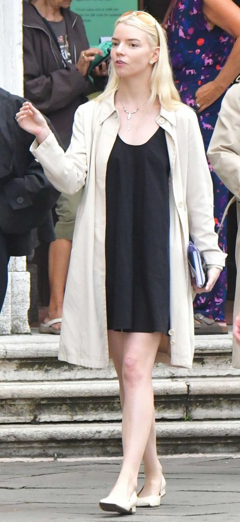 Anya Taylor-Joy in a Beige Trench Coat