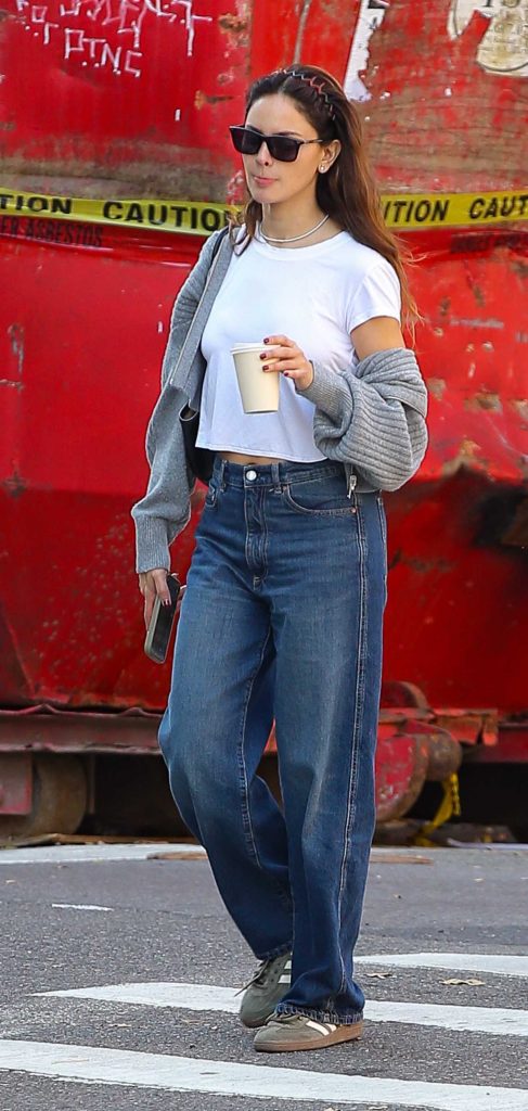 Eiza Gonzalez in a White Tee