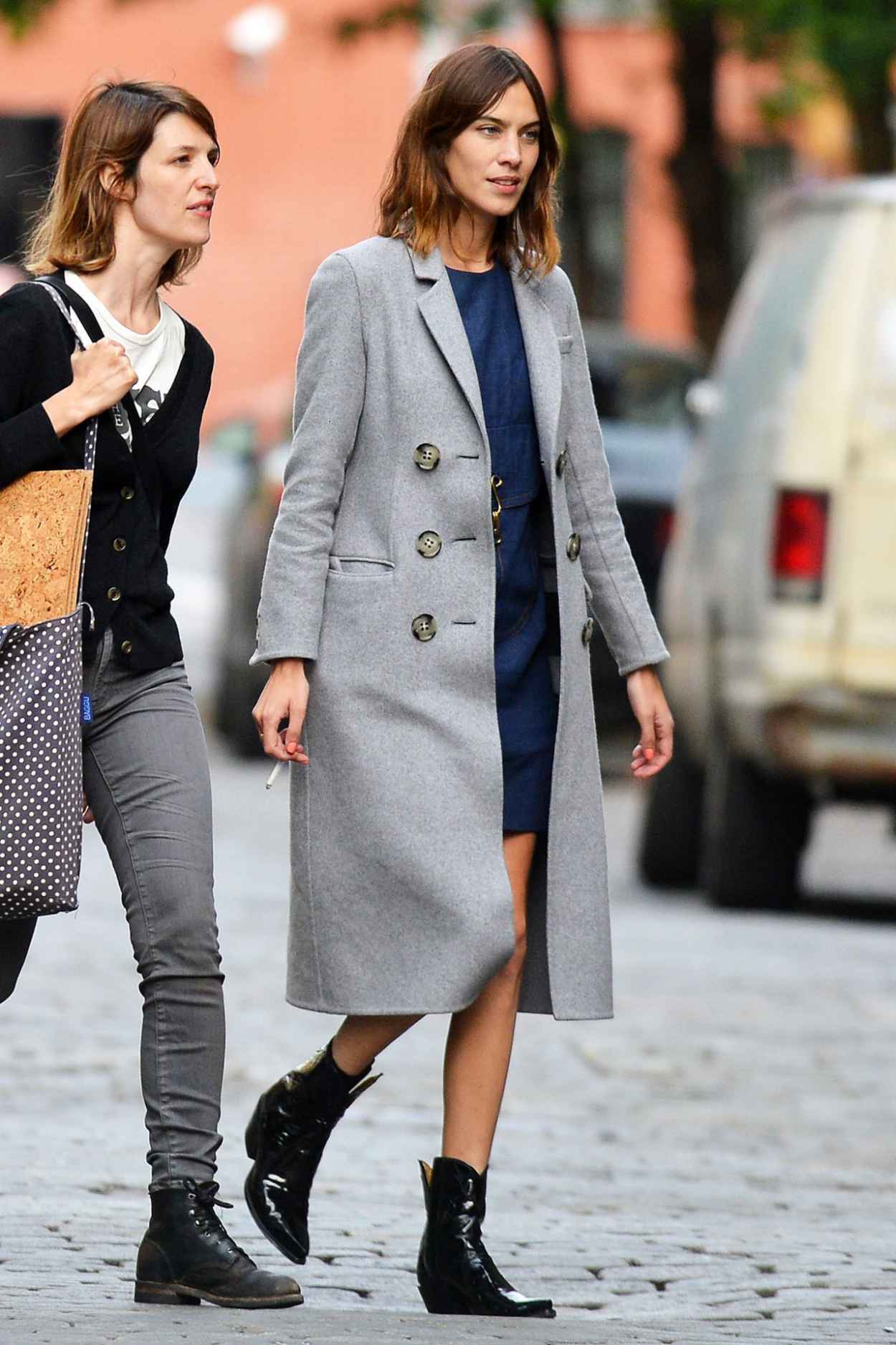 Alexa Chung – Out in SoHo, June 2015 – celebsla.com