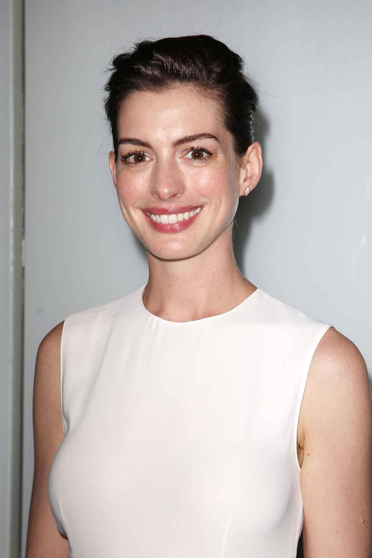 Anne Hathaway – The True Cost Private Screening in New York City ...