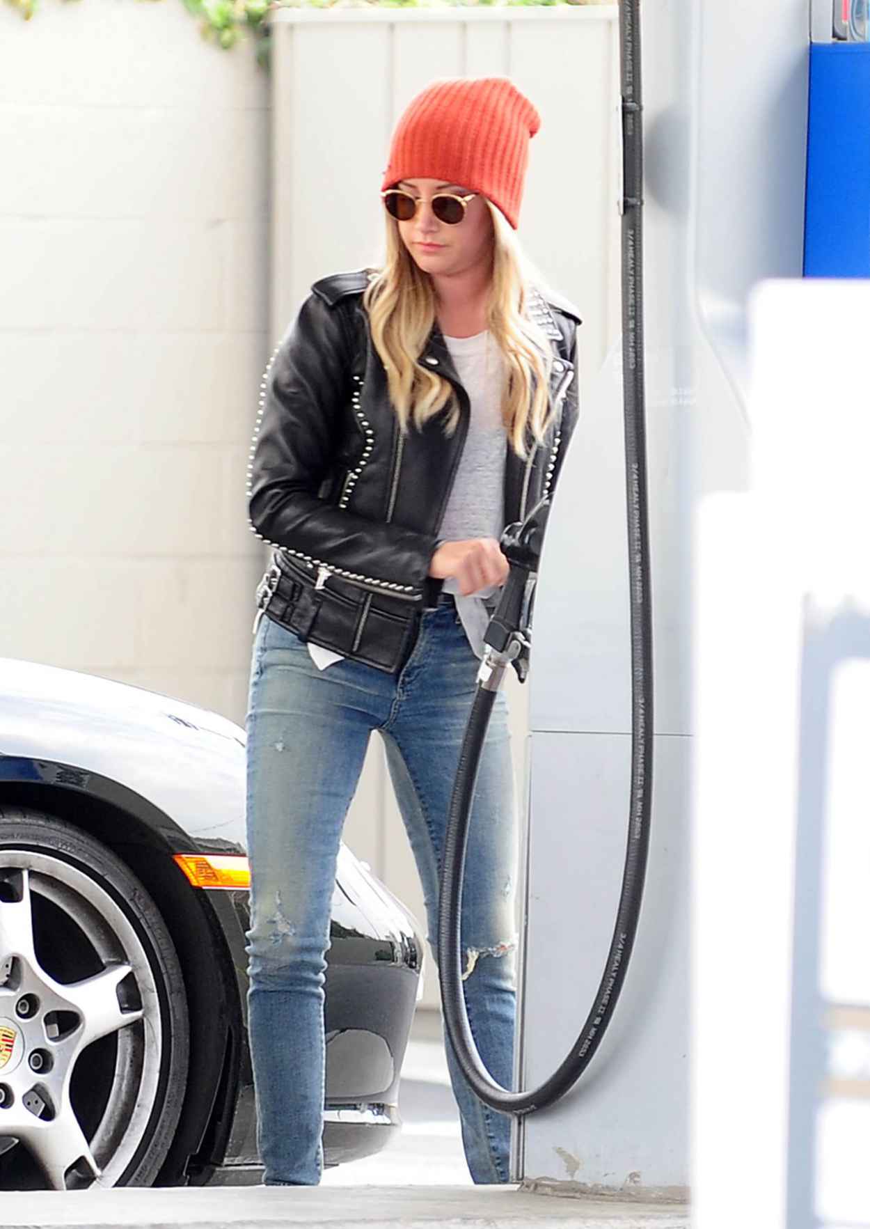 Ashley Tisdale Booty in Jeans – Gets Gas in Toluca Lake, March 2015