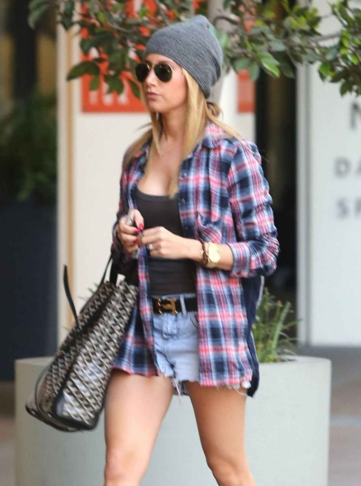Ashley Tisdale Street Style - Out in West Hollywood, January 2015-1