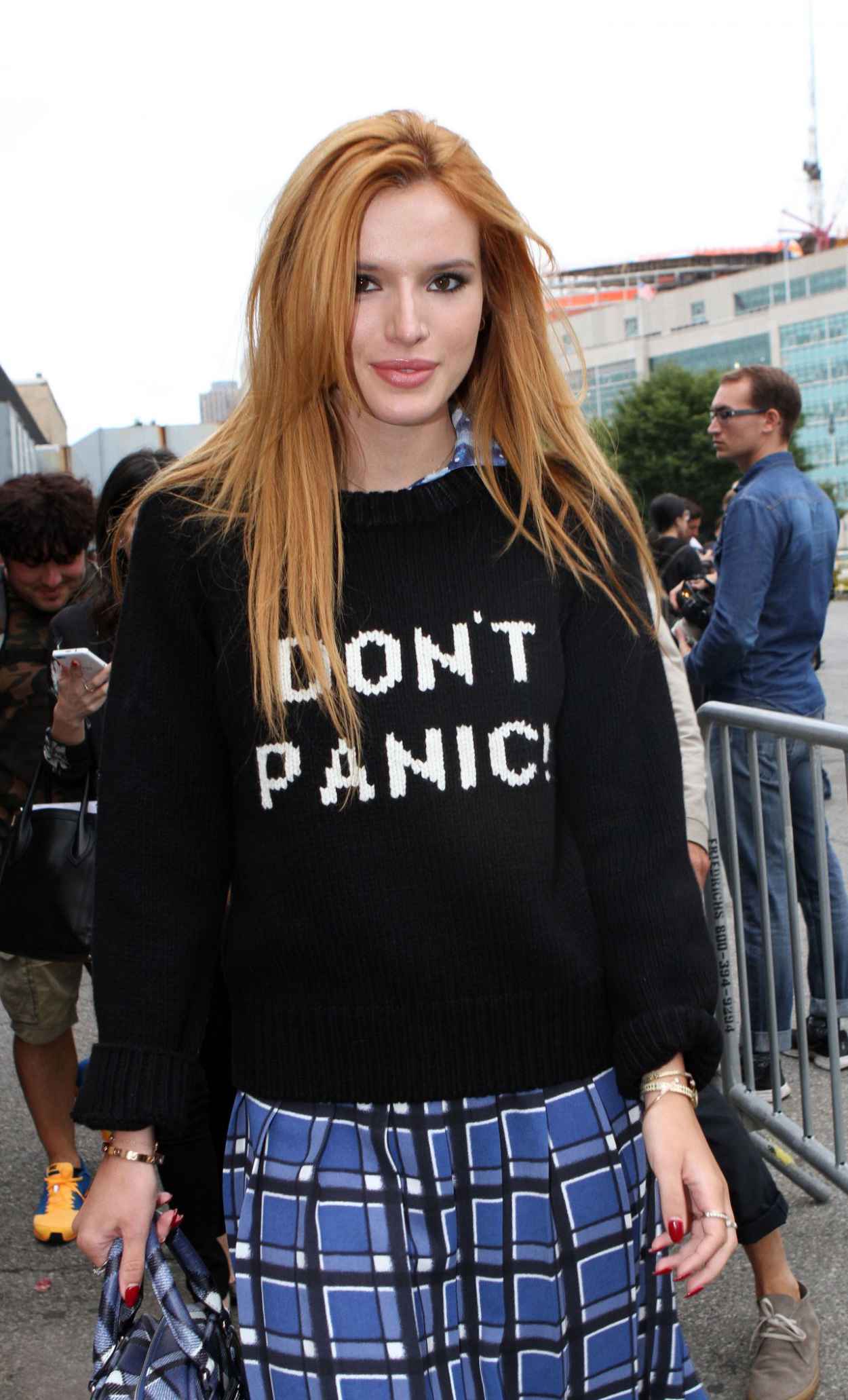 Bella Thorne – Marc Jacobs Fashion Show in New York City September 2015 ...