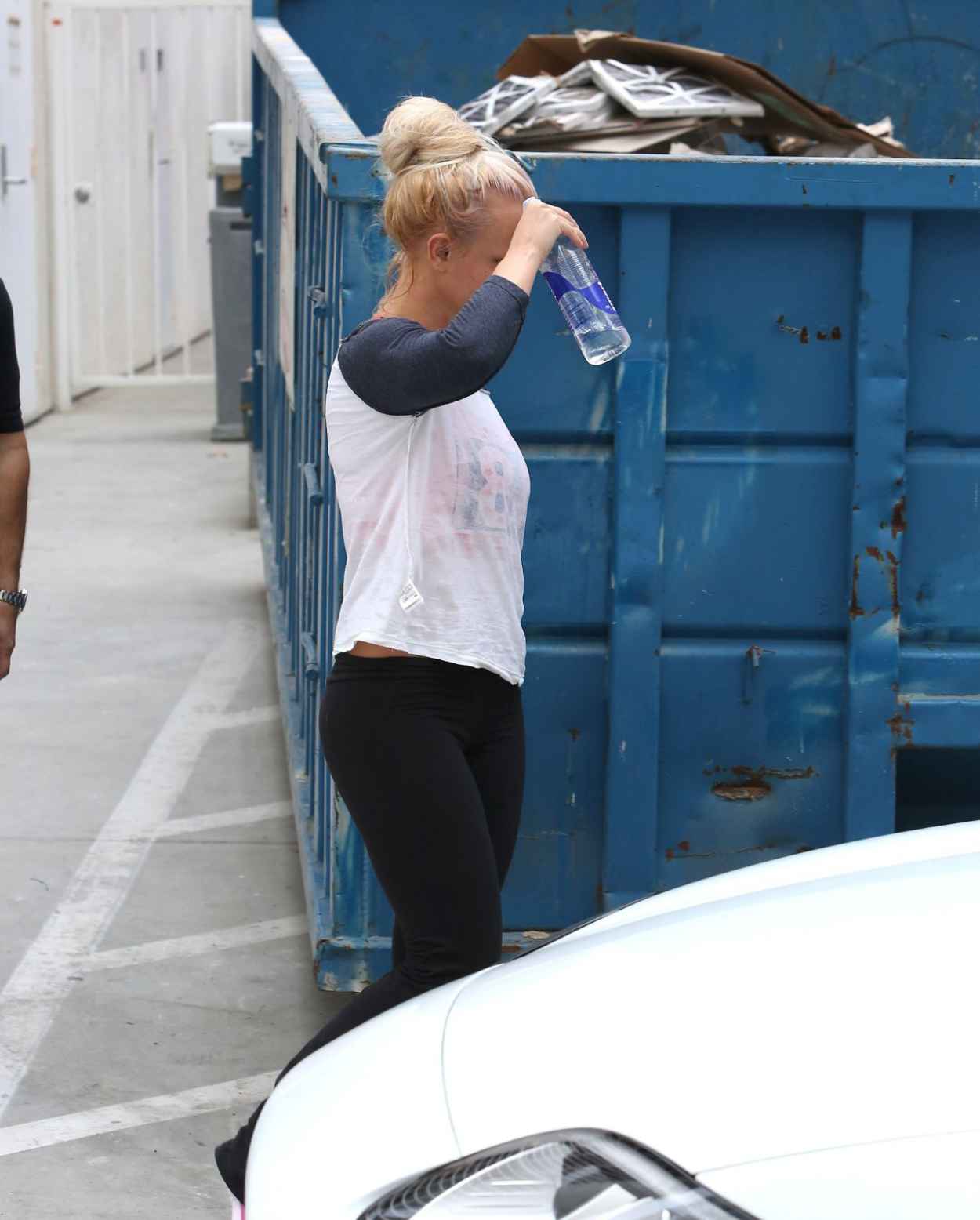 Britney Spears At a Gym in Thousand Oaks-4