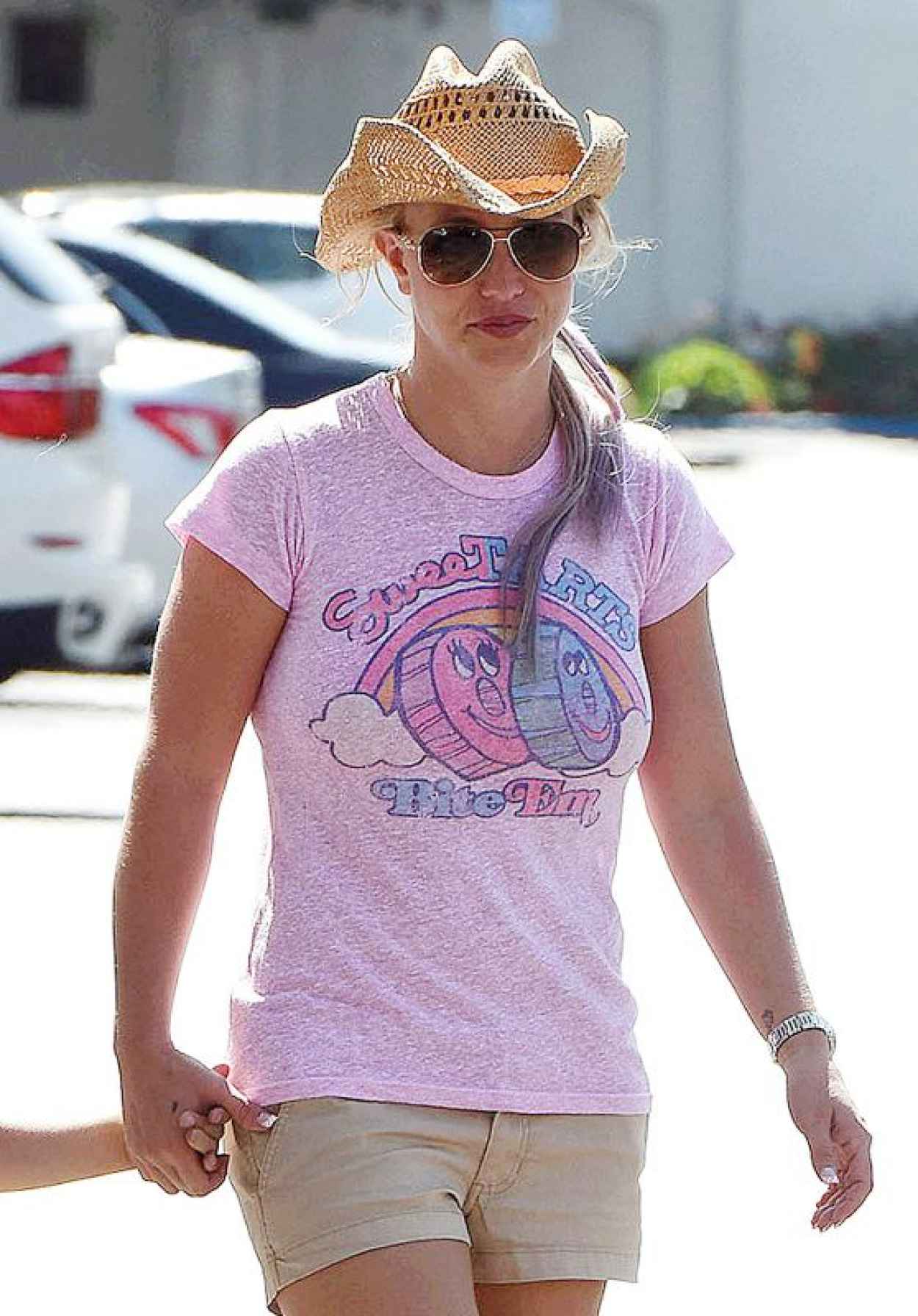 Britney Spears at Brents in Westlake Village, July 2015