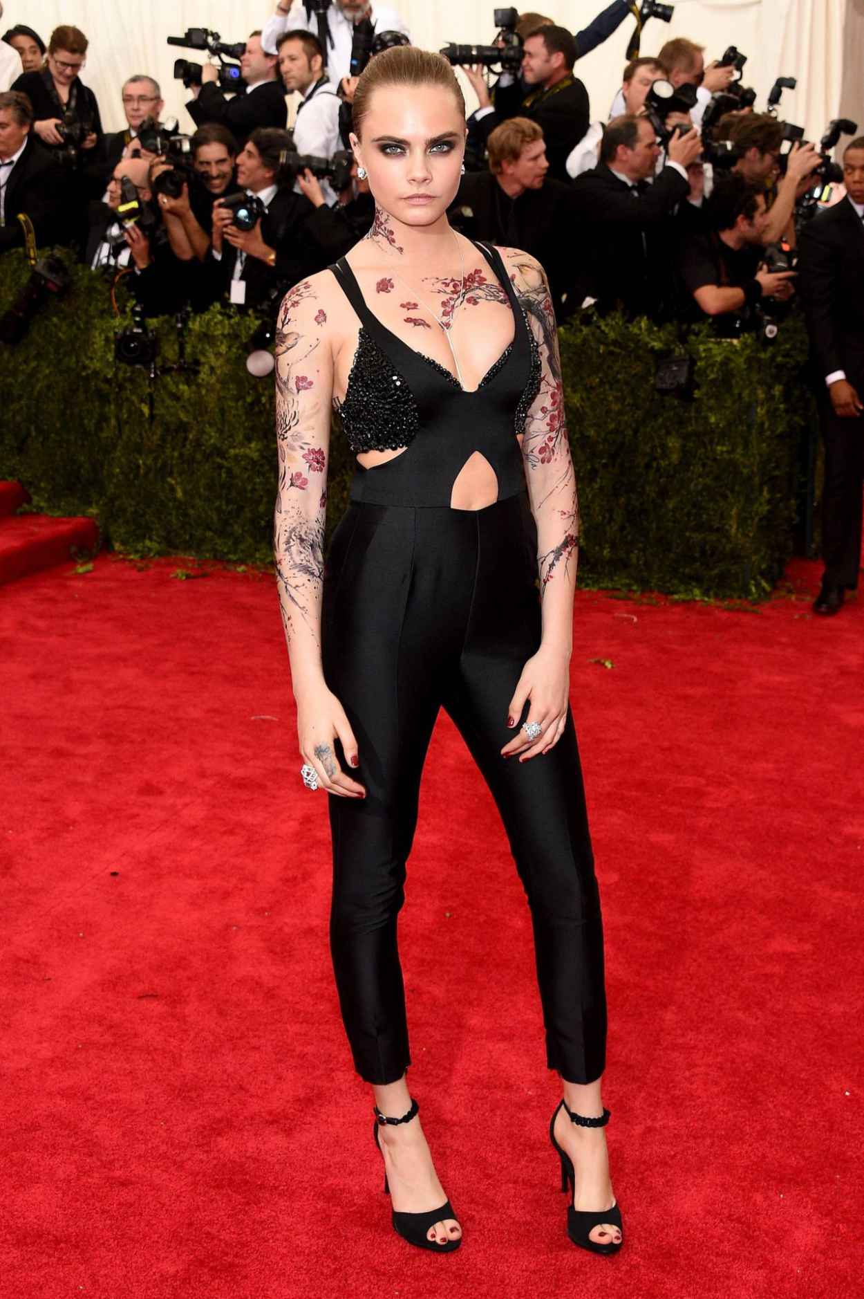 Cara Delevingne 2015 Costume Institute Benefit Gala in New York City ...