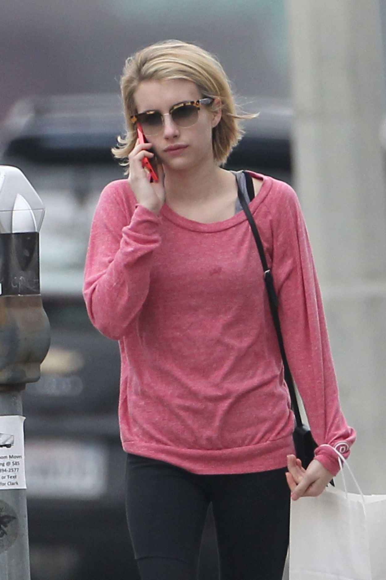 Emma Roberts Street Style - Los Angeles - January 2015-1