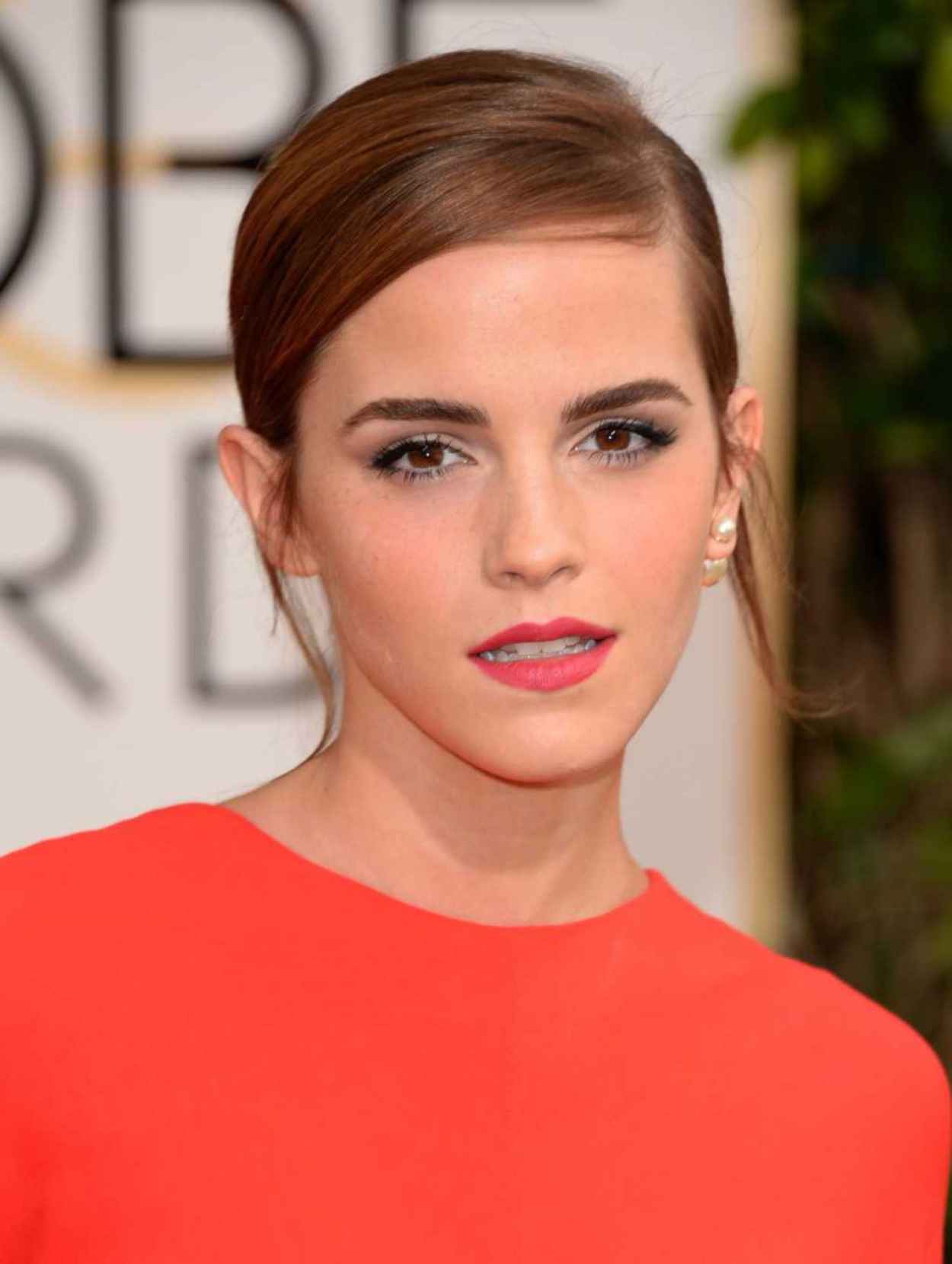 Emma Watson at 2015 Golden Globe Awards in Beverly Hills-3