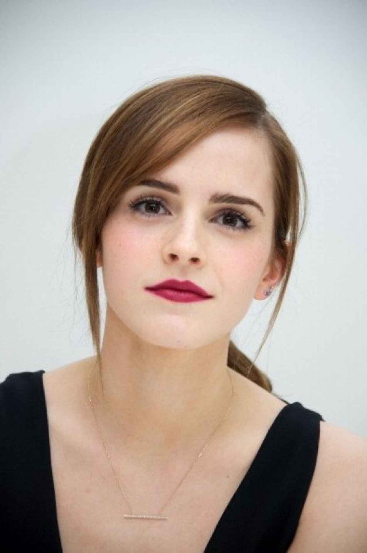 Emma Watson at Noah Photocall - Four Seasons Hotel in Los Angeles, March 2015-3