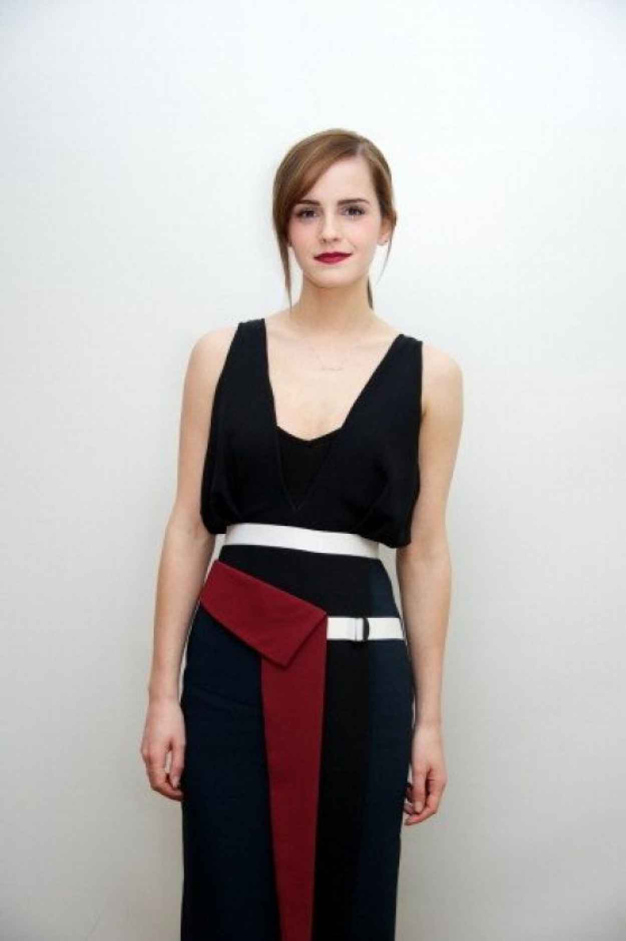 Emma Watson at Noah Photocall - Four Seasons Hotel in Los Angeles, March 2015-5