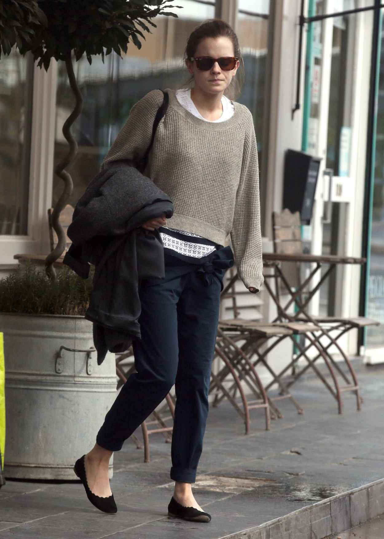 Emma Watson Casual Style – Out in London, May 2015 – celebsla.com
