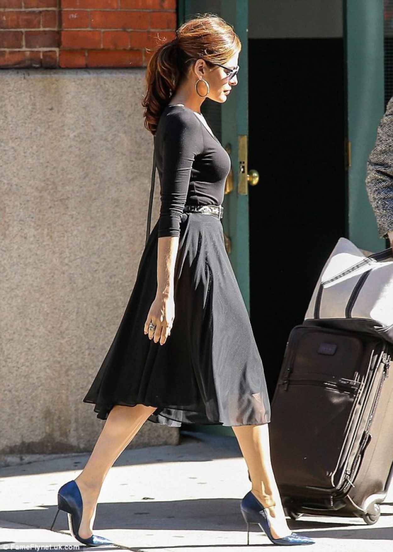Eva Mendes in a Black Midi Dress out in New York City – celebsla.com
