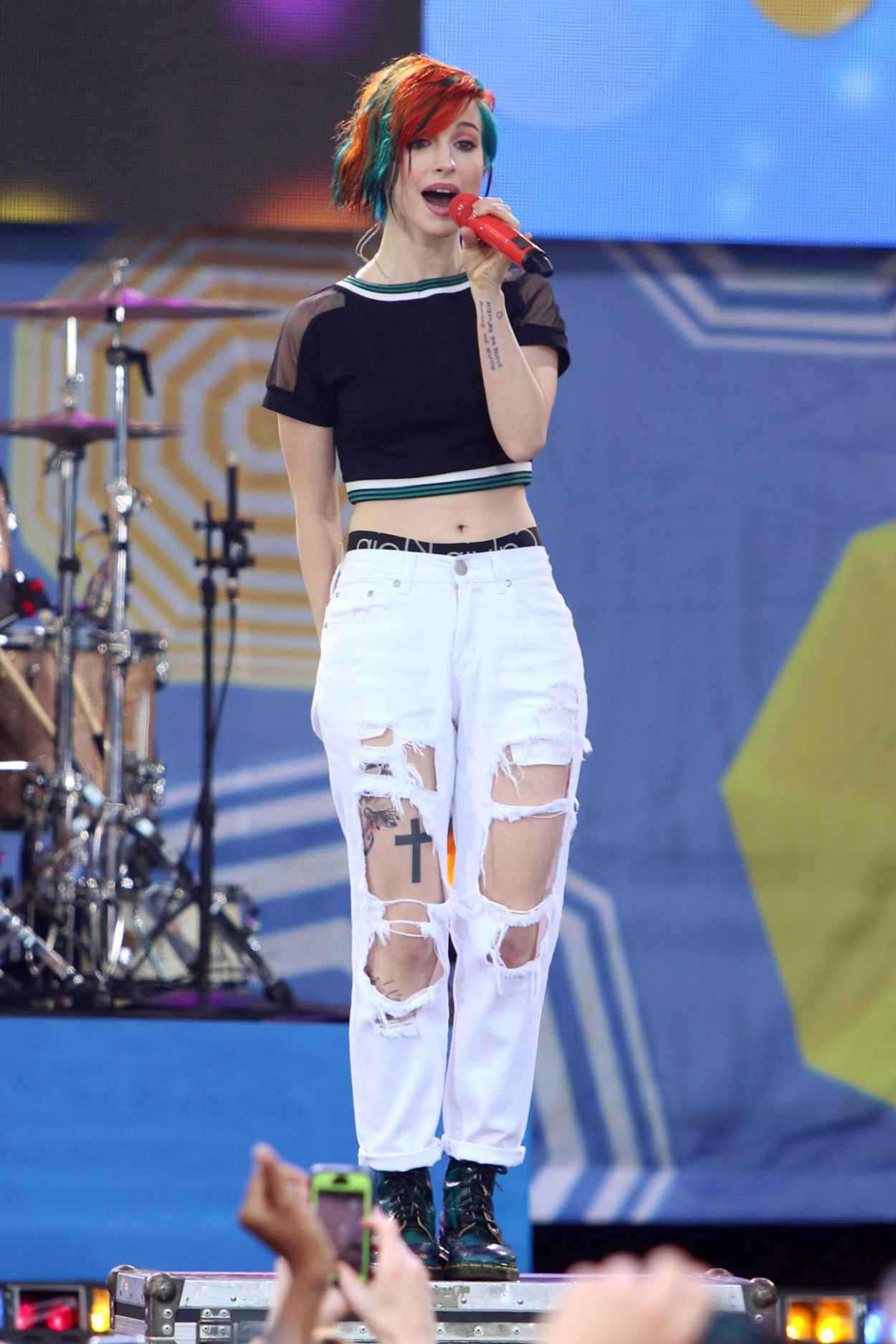 Hayley Williams Performs at Good Morning America in New York City