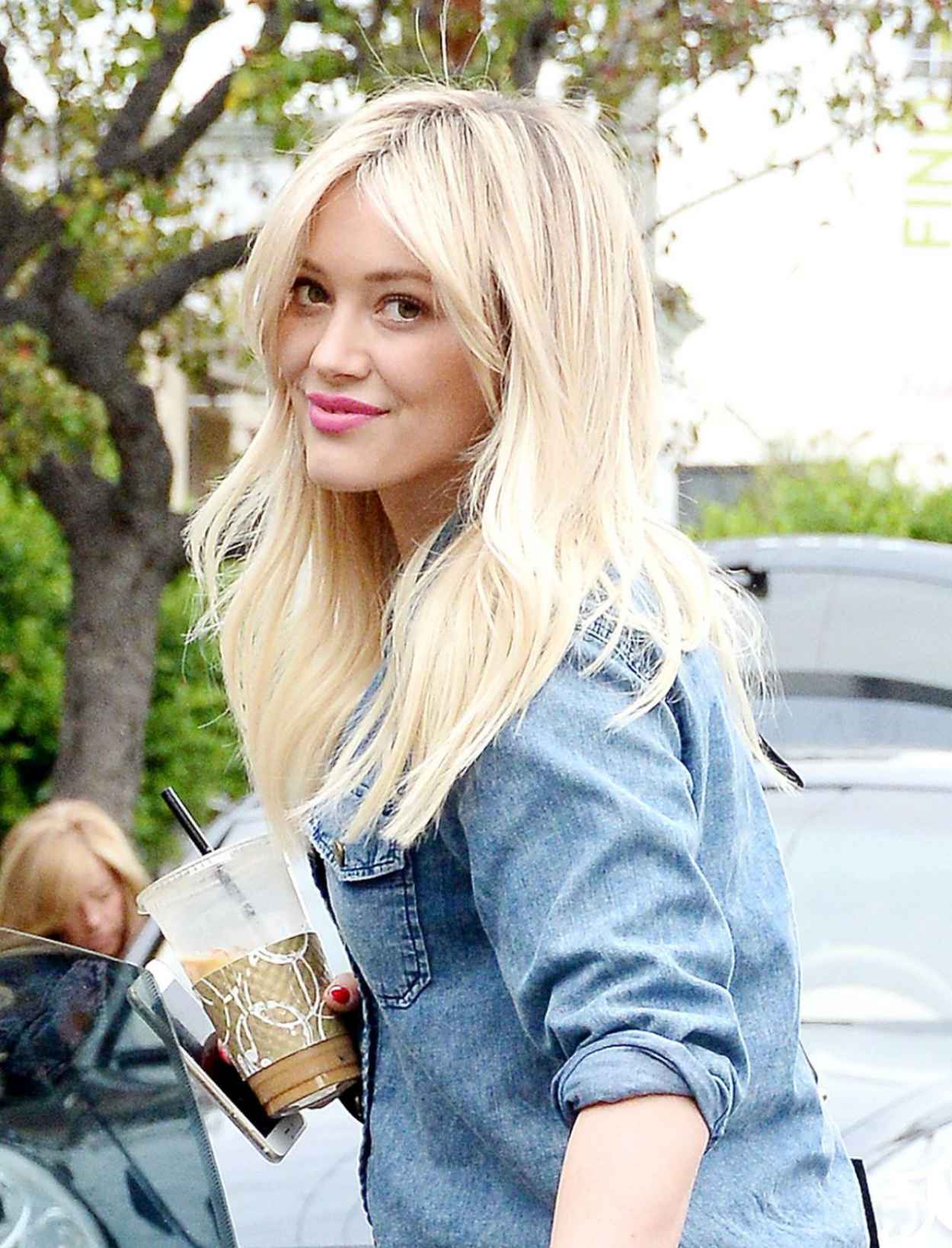 Hilary Duff Casual Style – West Hollywood, January 2015 – celebsla.com