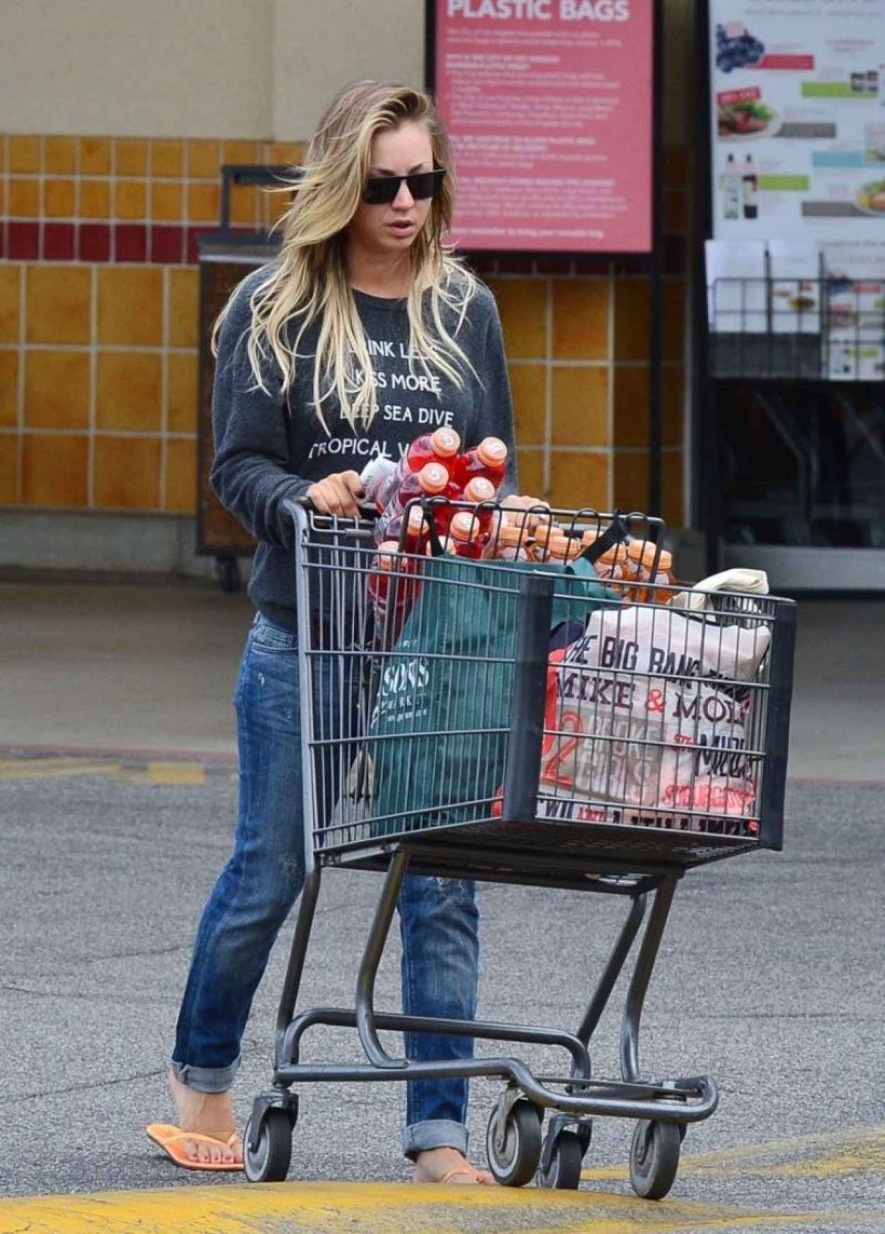 Kaley Cuoco in Jeans – Shopping at Gelsons in Los Angeles, January 2015