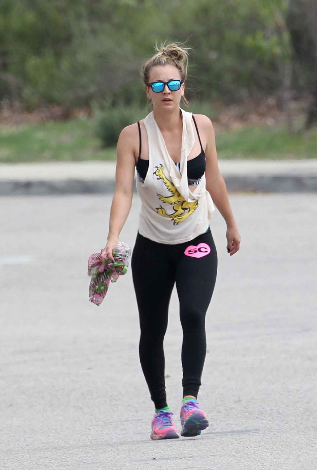 Kaley Cuoco in Tights at a Park in LA – April 2015 – celebsla.com