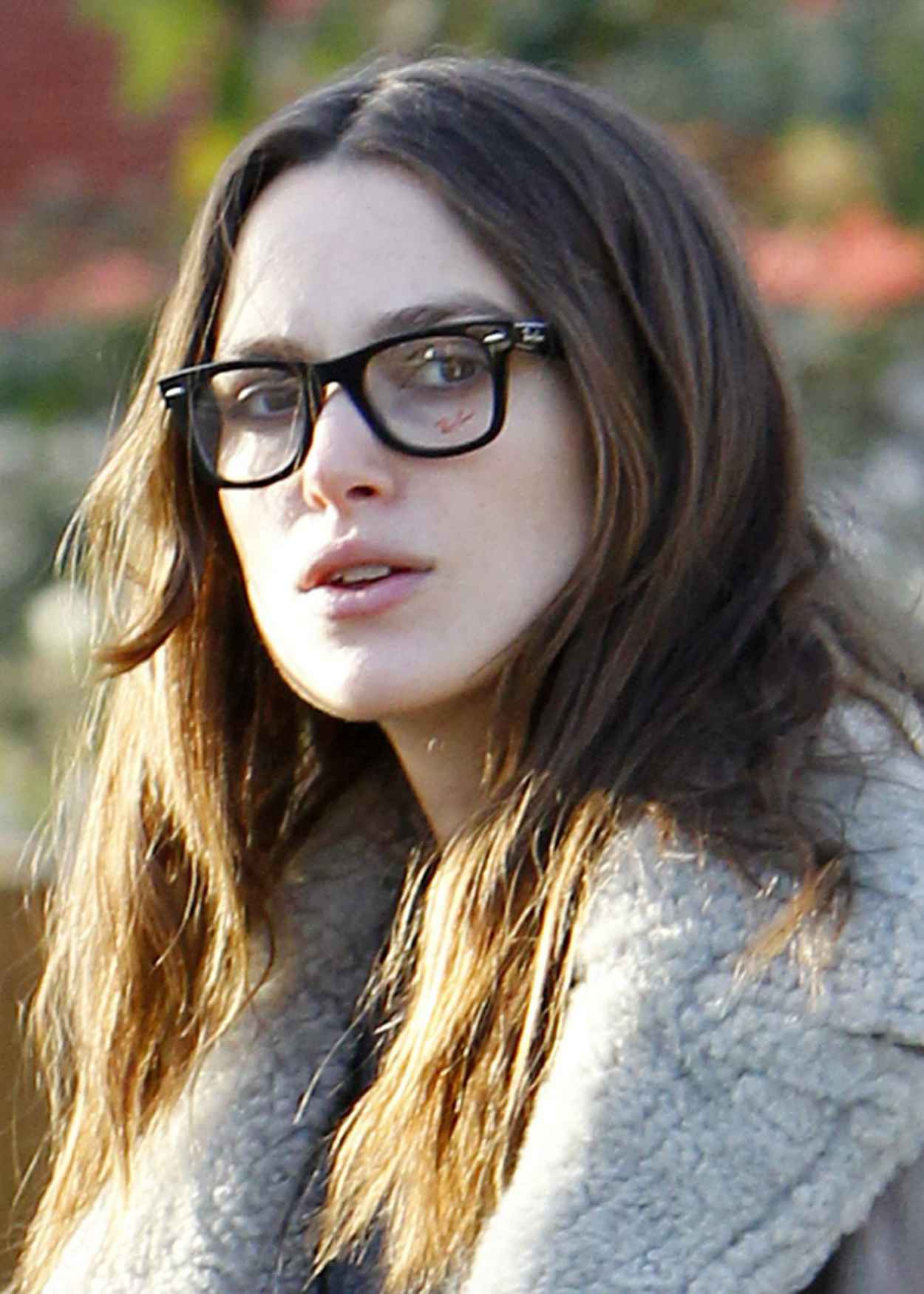 Keira Knightley Casual Style – East London, December 2015 – celebsla.com