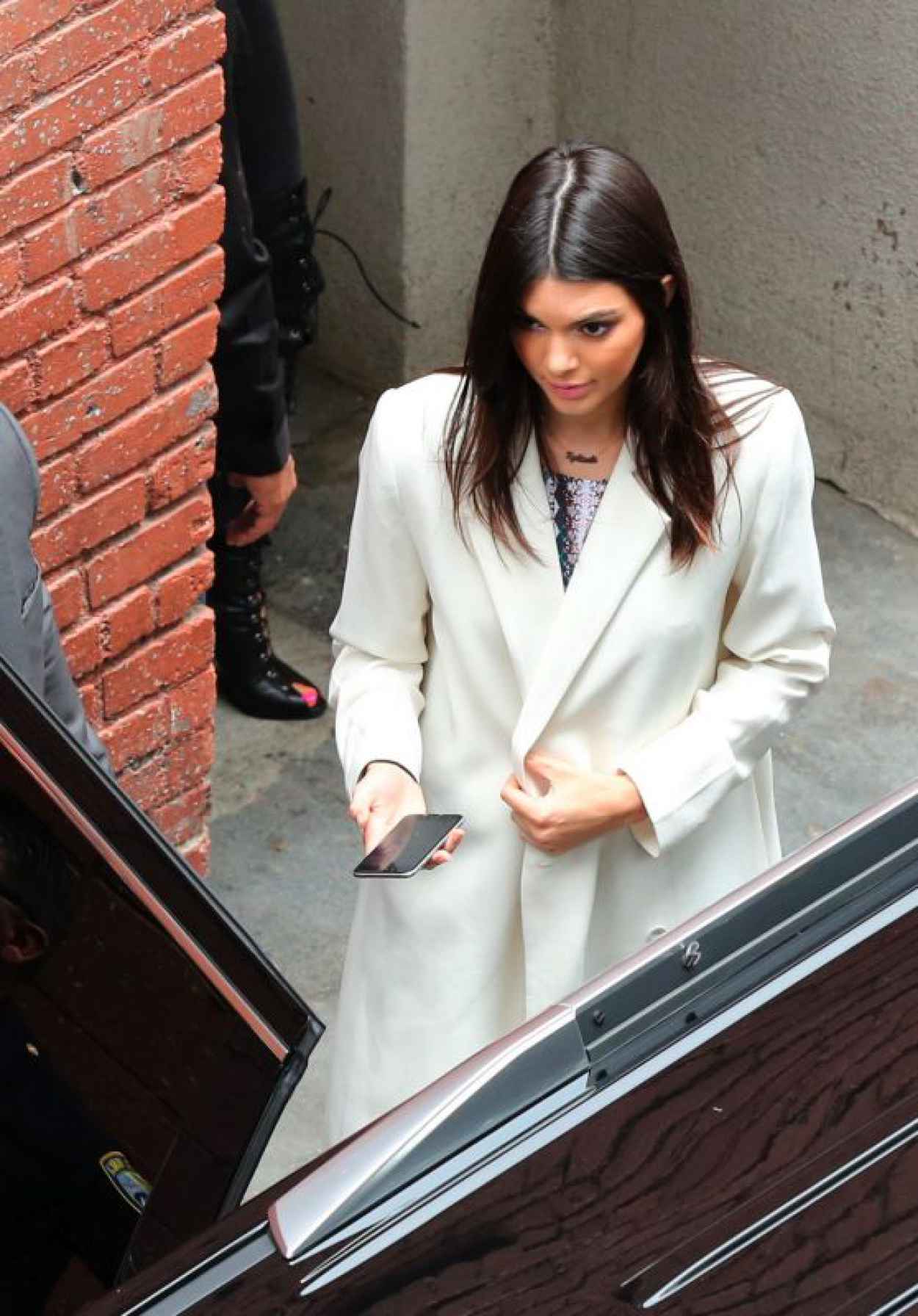 Kendall Jenner Leaving PacSun Store in Santa Monica, May 2015